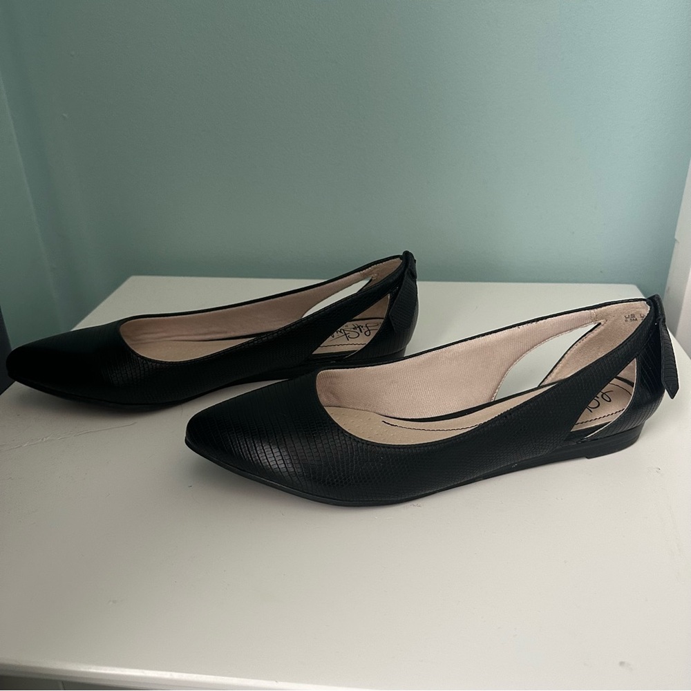 LifeStride Quicken Flat Shoe
Size 8.5 M